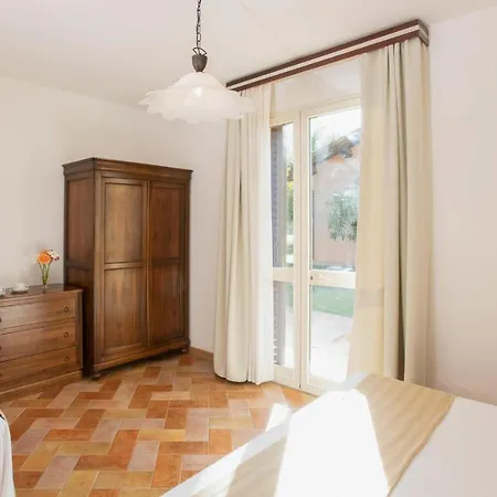Apartment B5 *